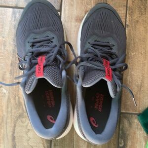 EUC ASICS GEL-CONTEND 7 size 9 mens